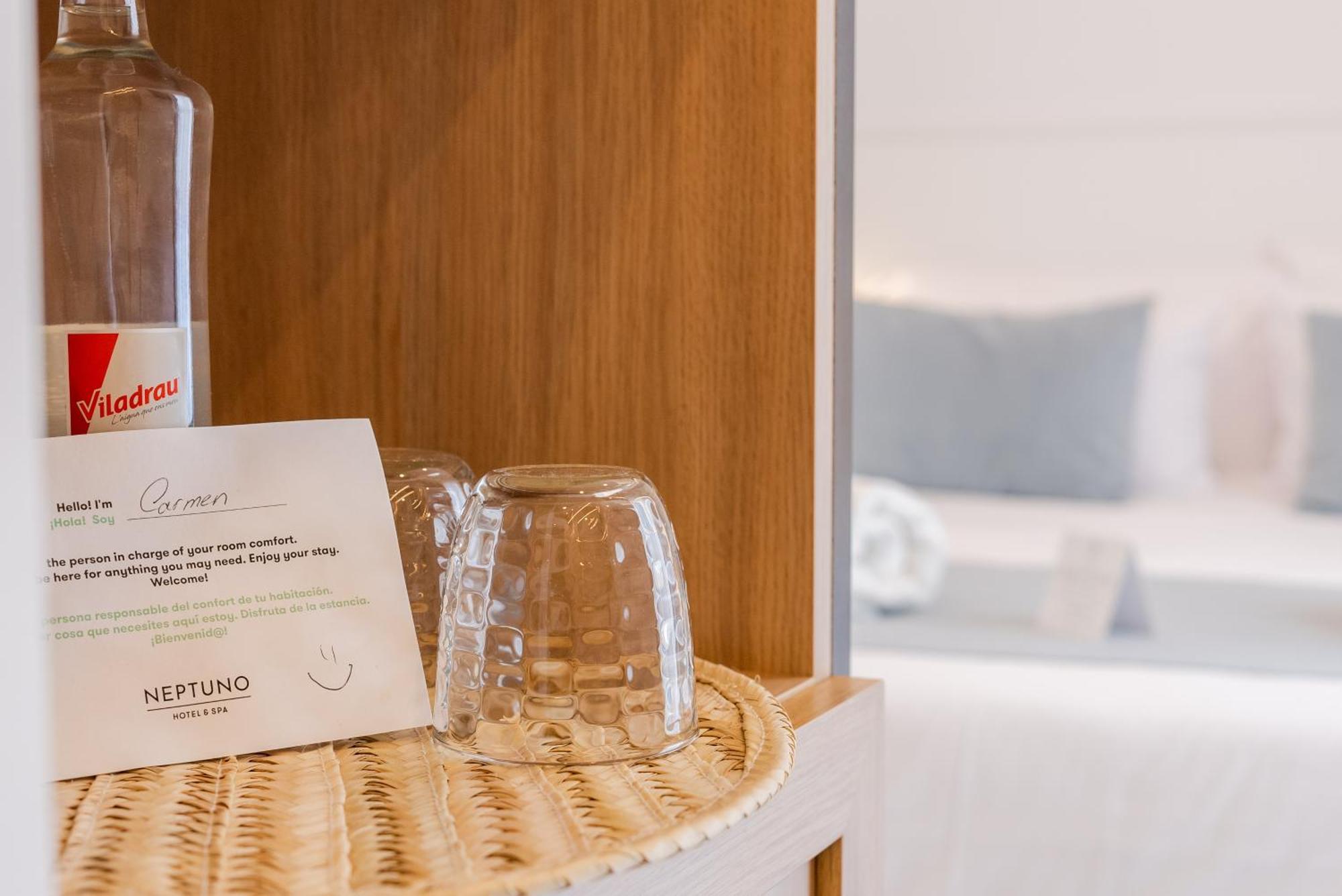 Neptuno Hotel & Spa 4 Sup Calella Zimmer foto