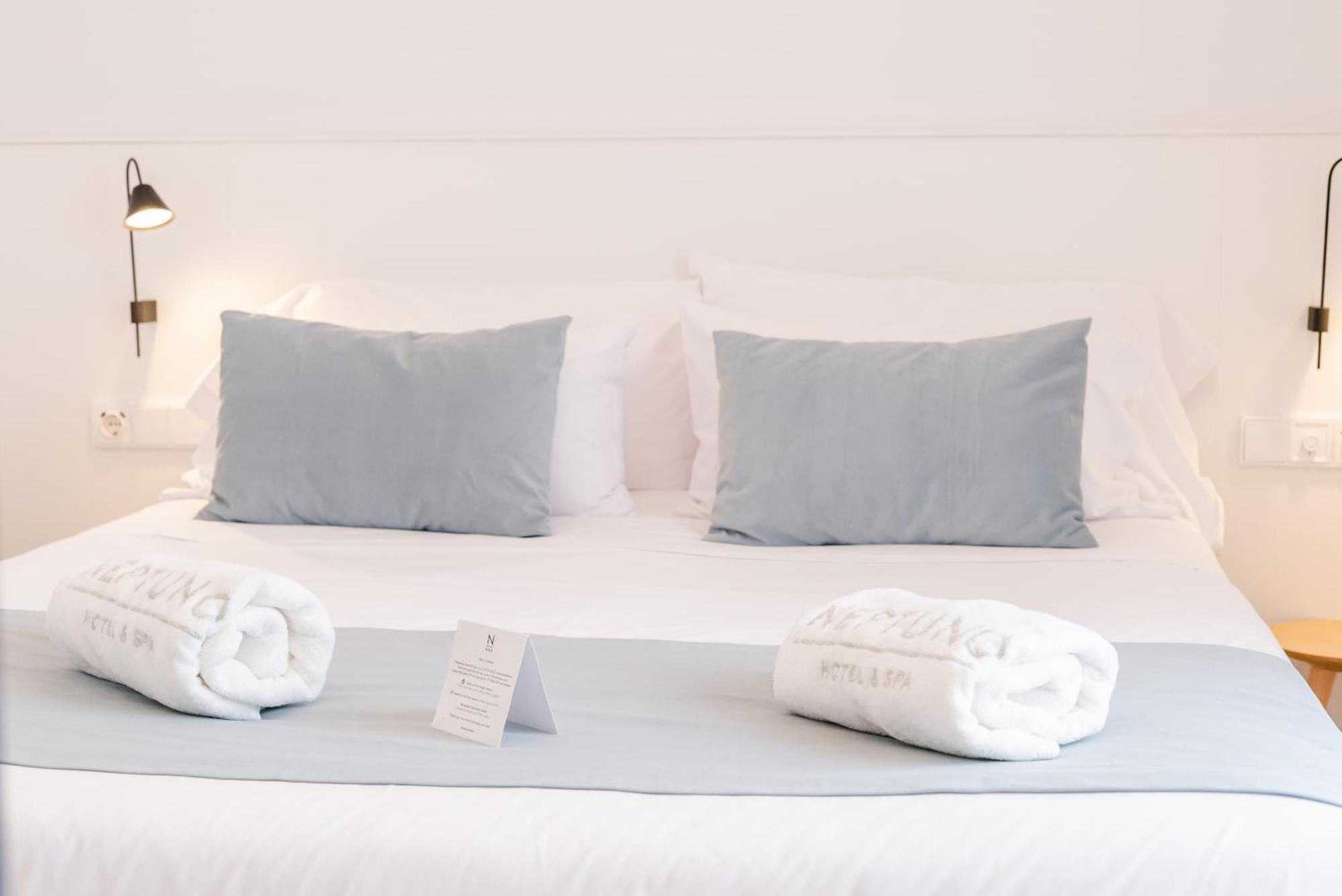 Neptuno Hotel & Spa 4 Sup Calella Zimmer foto